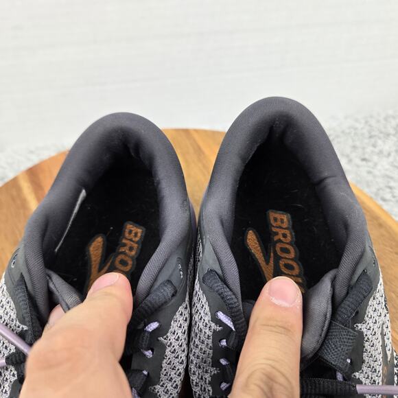 Brooks Womens 6.5B Revel 7 Lavender Ebony Alloy Athletic Gym Daily Running Shoe - Picture 11 of 12